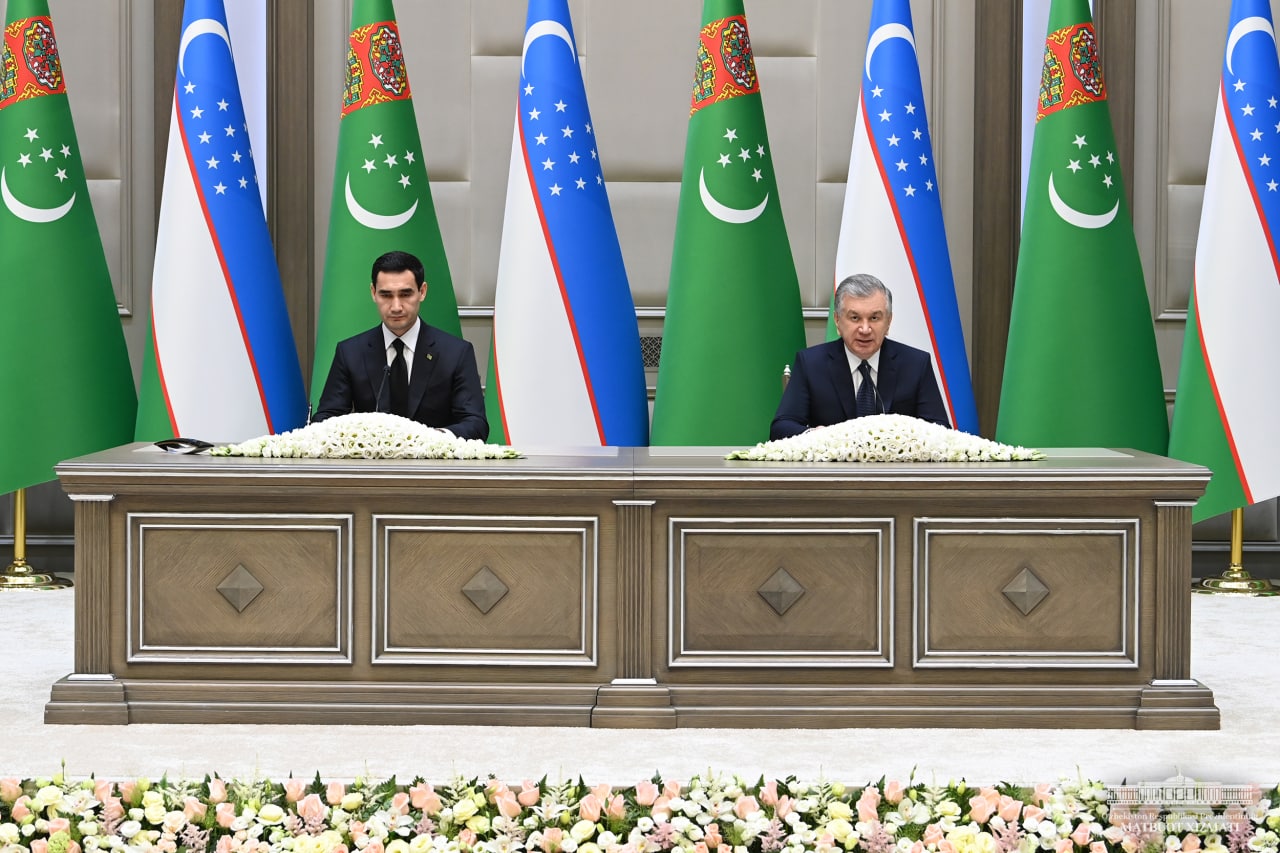 Президенты Узбекистана и Туркменистана выразили удовлетворение результатами переговоров и отметили большой потенциал двустороннего сотрудничества